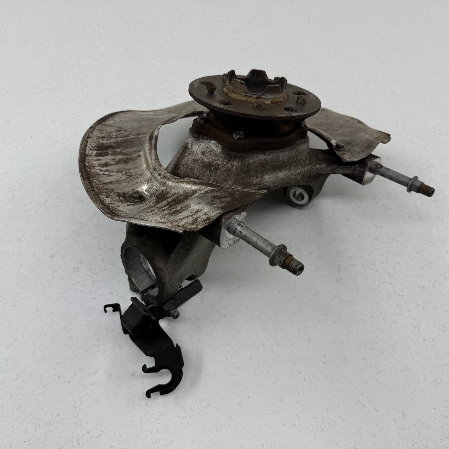 21-26 BMW M3 M4 G80 G82 RWD Right Front Spindle Knuckle Hub Wheel Bearing OEM