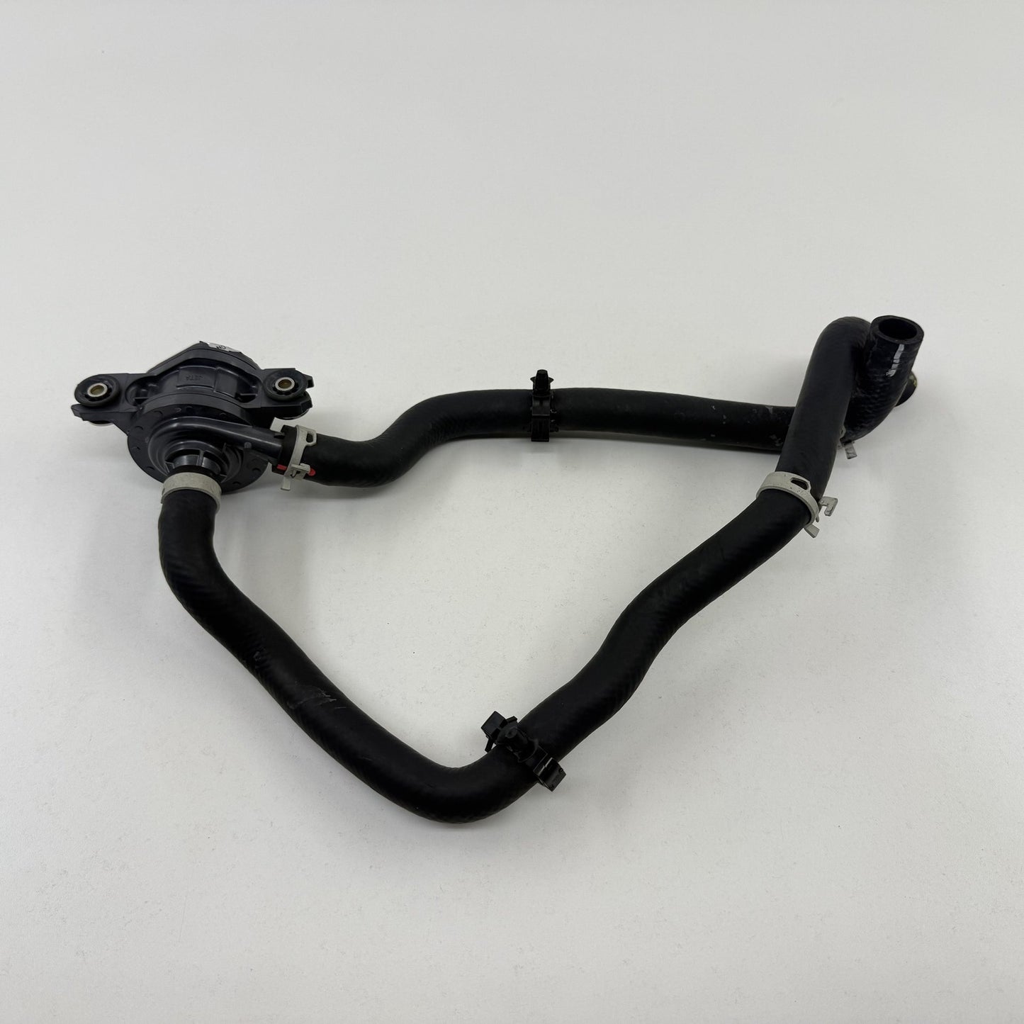 2023-2026 Toyota Prius Drive Motor Inverter Cooler Water Pump G9040-47020 OEM