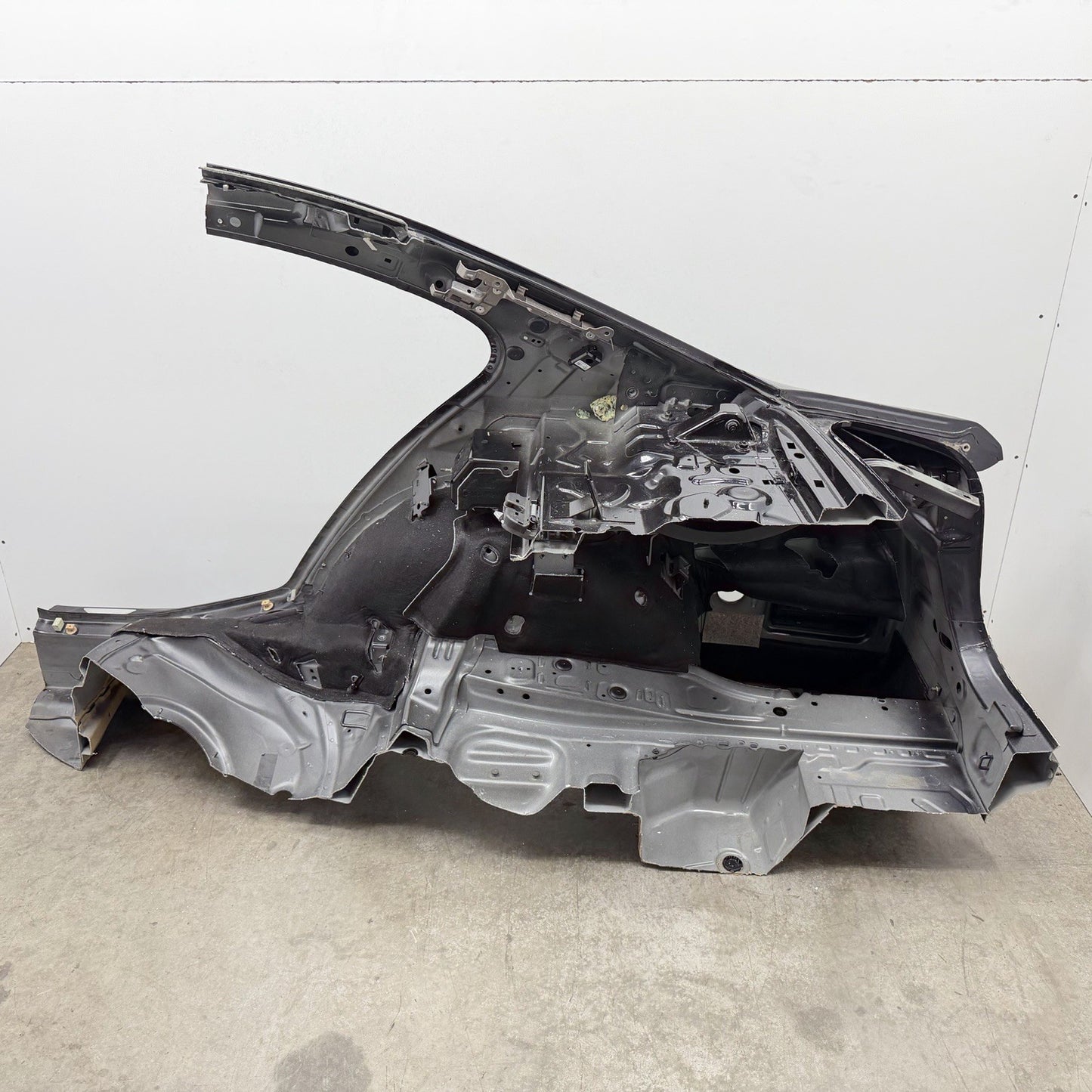 15-18 BMW F80 M3 Passenger Right Rear Quarter Panel Body Structural Cut OEM