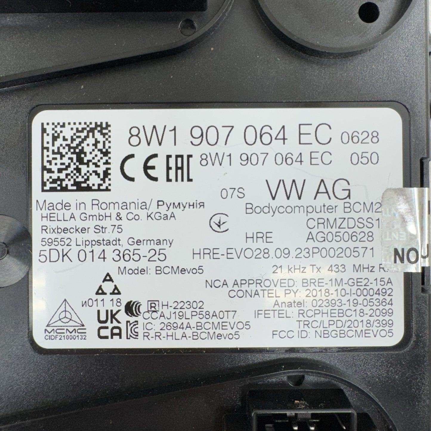 17-25 AUDI A4 S4 A5 S5 BODY COMFORT CONTROL MODULE BCM 8W1 907 064 EC OEM
