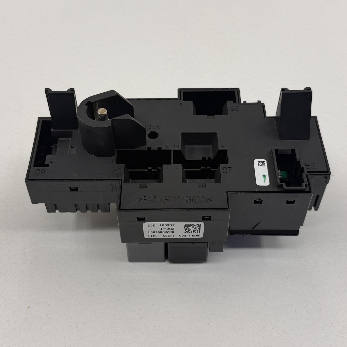 2014-2017 Mercedes S550 W222 Engine Bay Fuse Relay Junction Box 2229066801 OEM