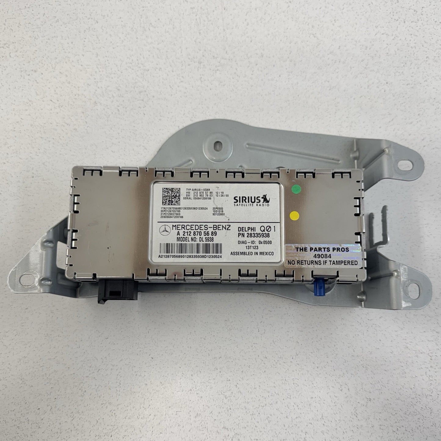 10-16 Mercedes W212 E350 Sirius Satellite Radio Receiver Module 2128705689 OEM
