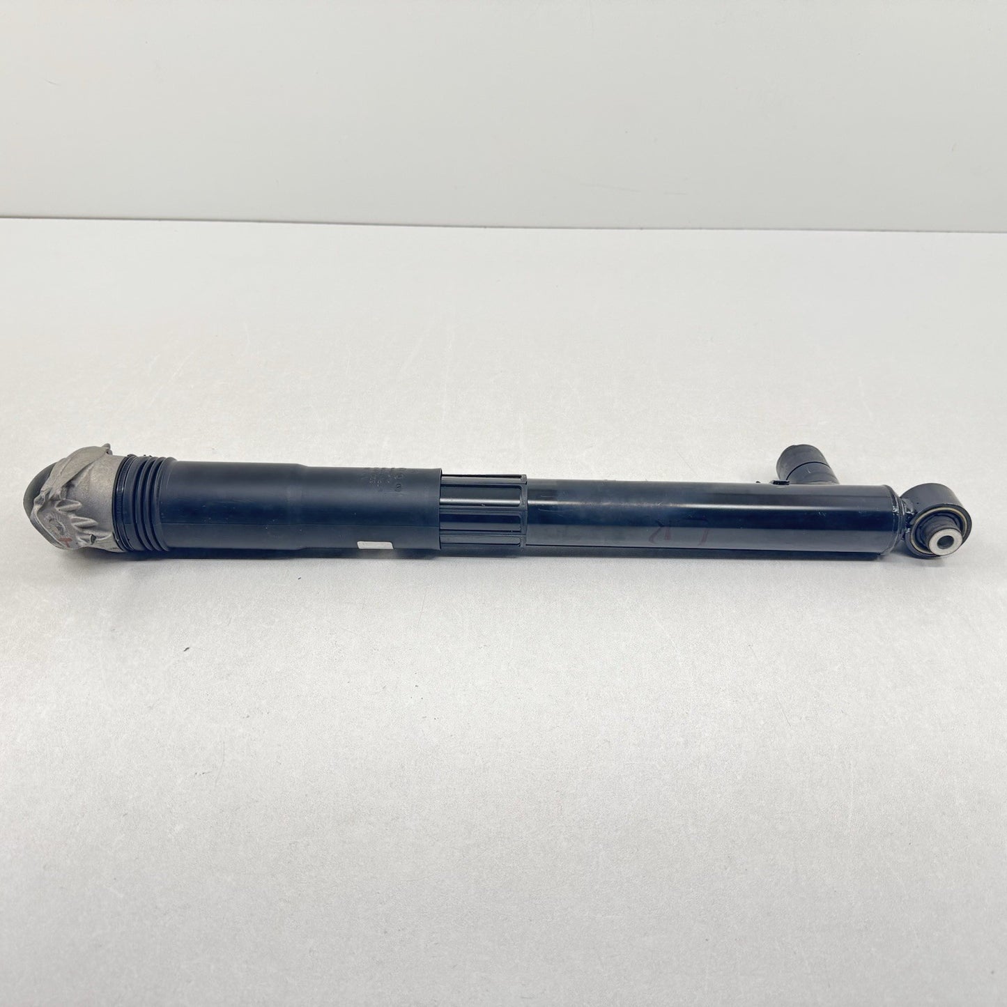 22-25 VOLKSWAGEN GOLF R MK8 LEFT OR RIGHT REAR SHOCK ABSORBER 5WA512009BG OEM