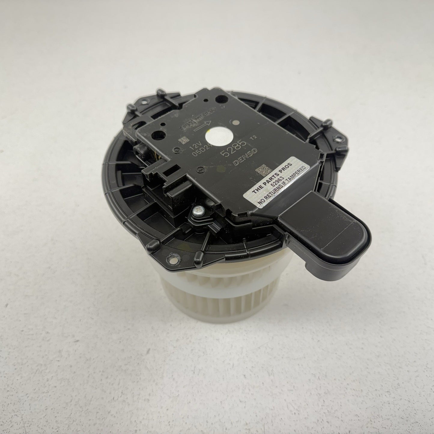 17-22 Toyota Prius Prime AC Air Temperature Fan Blower Motor 87103-0E090 OEM