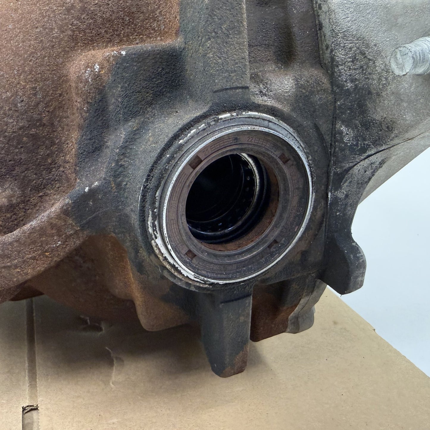 2015-2023 Ford Mustang GT Manual Rear Torsen Differential Diff 3.73 Ratio OEM