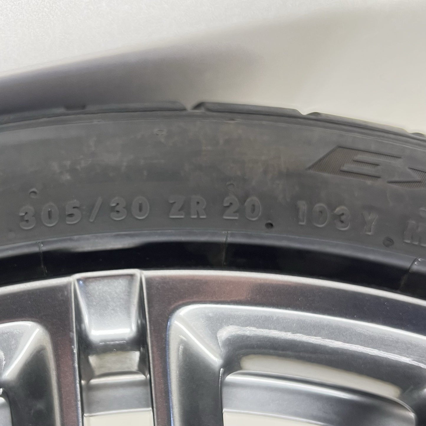 17-24 Chevrolet Camaro ZL1 Rear Wheel Rim With Tire 20" 20x11 Factory OEM