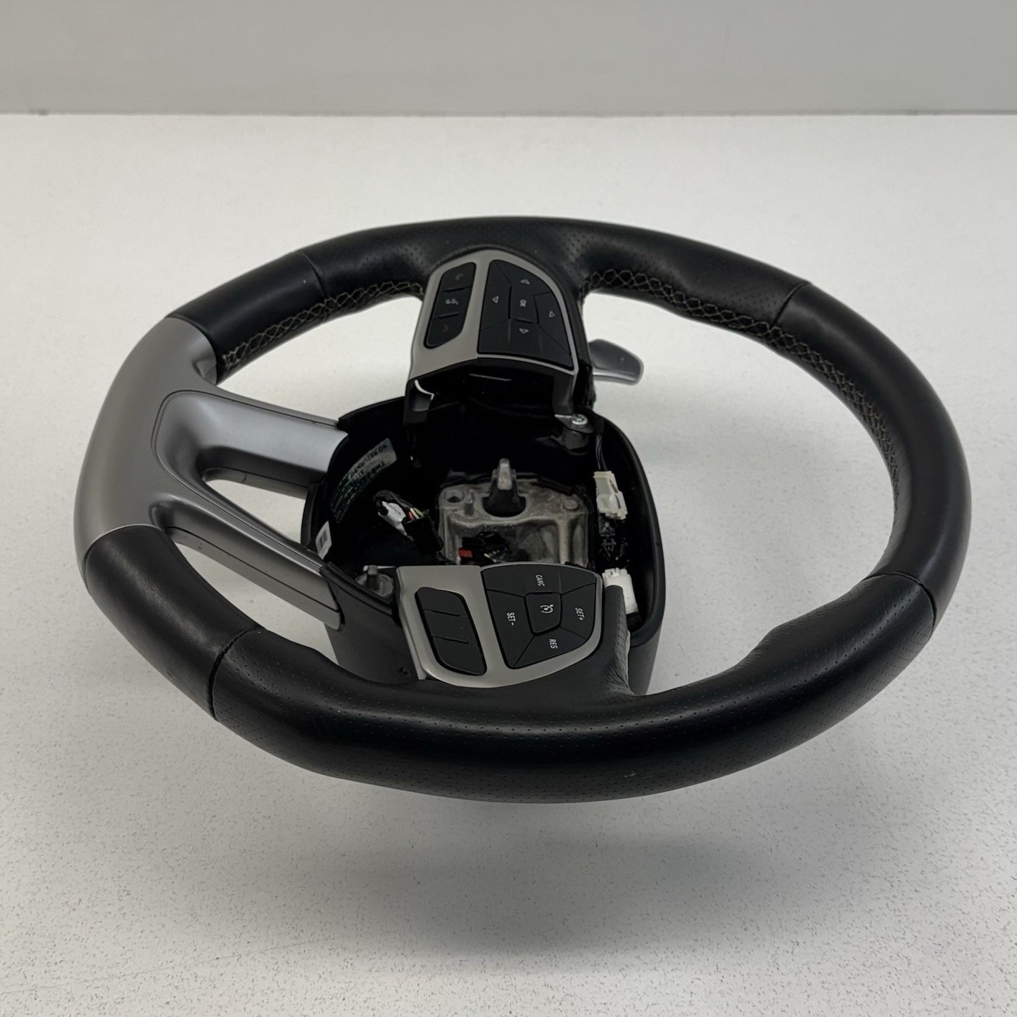 15-23 Dodge Challenger Charger Hellcat Flat Bottom Steering Wheel Leather OEM