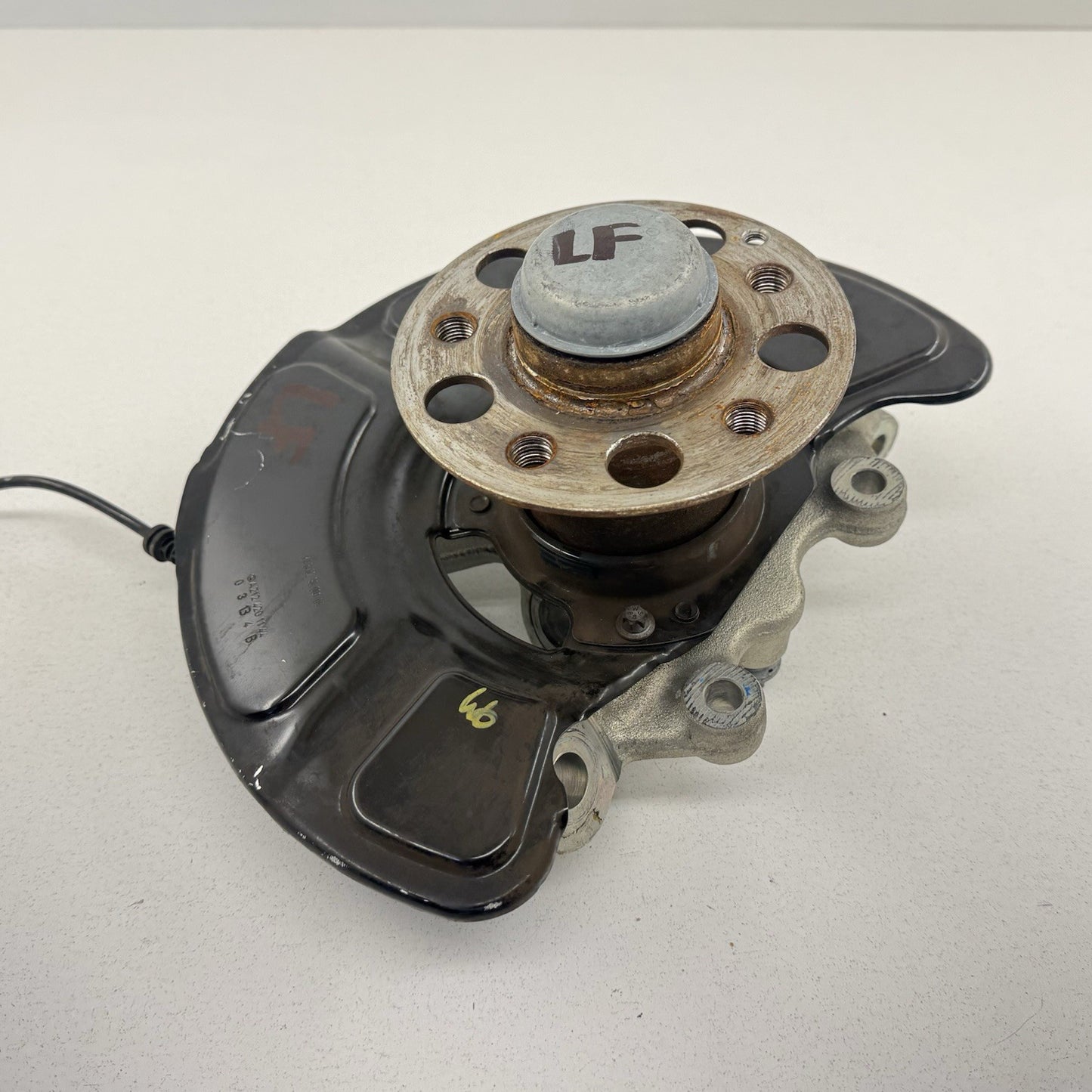 10-16 Mercedes W212 E350 RWD Driver Left Front Spindle Knuckle Hub Bearing OEM