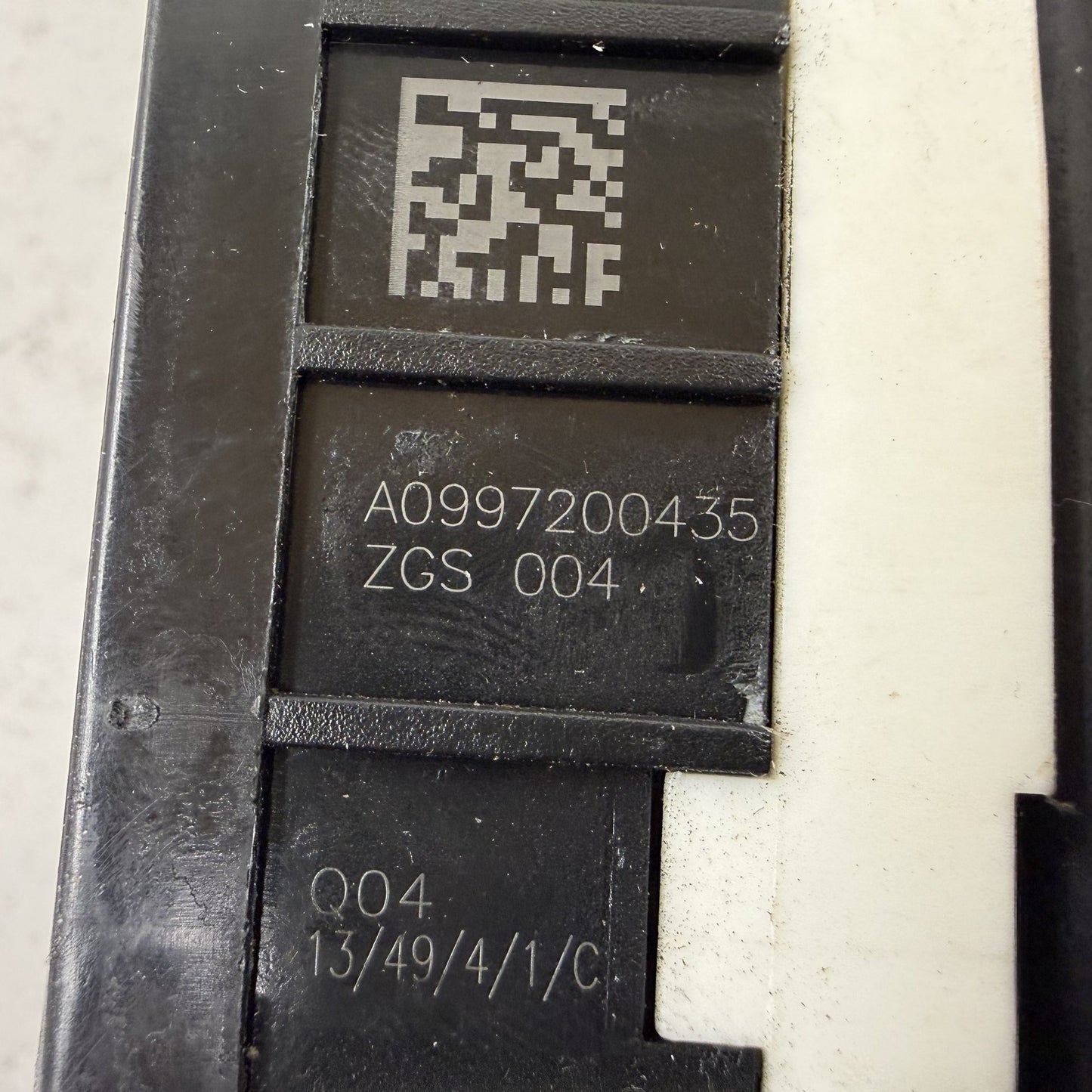 2008-2014 Mercedes C250 W204 Passenger Right Front Door Lock Latch Actuator OEM