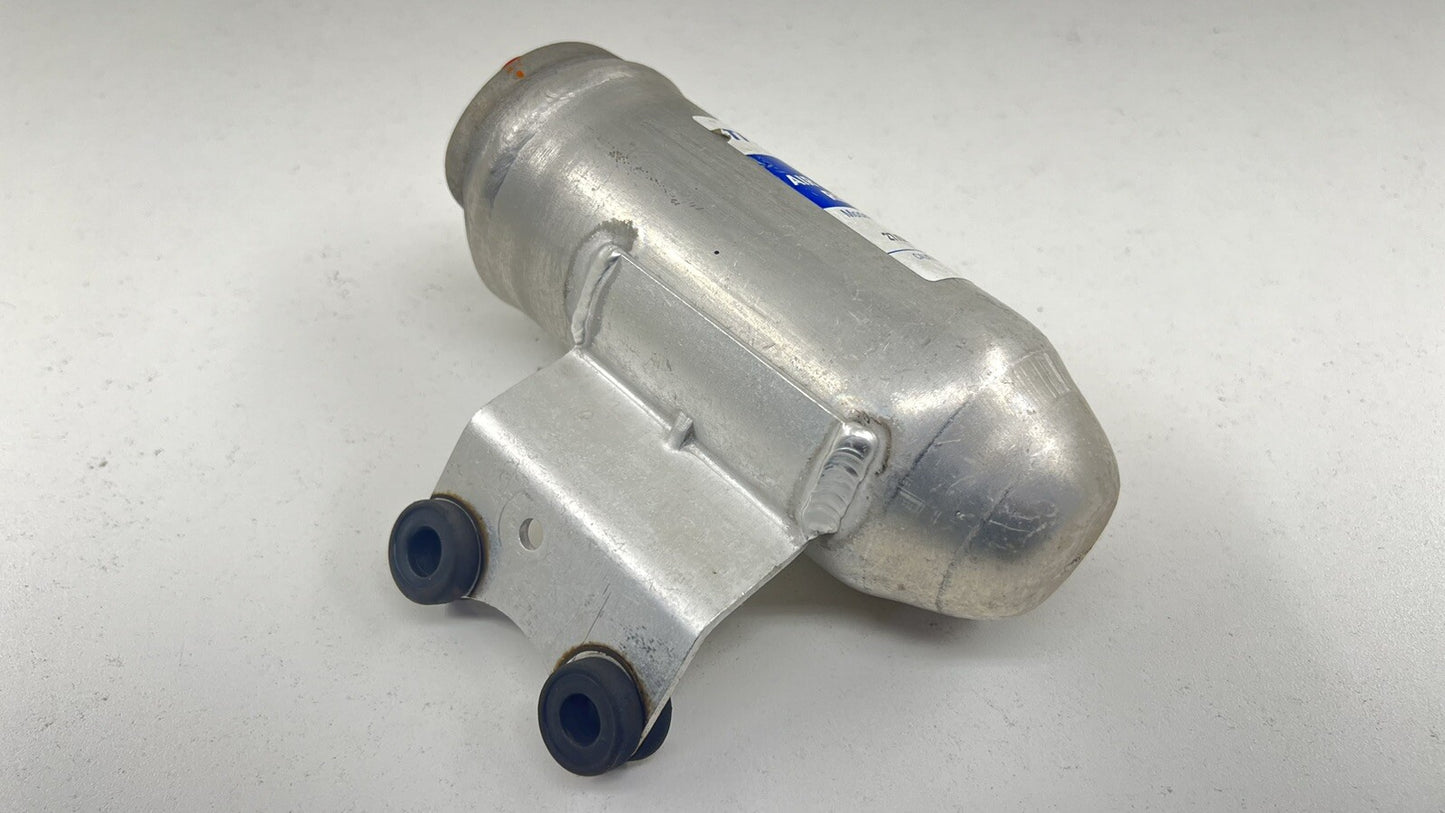 07-10 ASTON MARTIN VANTAGE AC CONDENSER RECEIVER DRYER DRIER 4G43-19E891-AC OEM