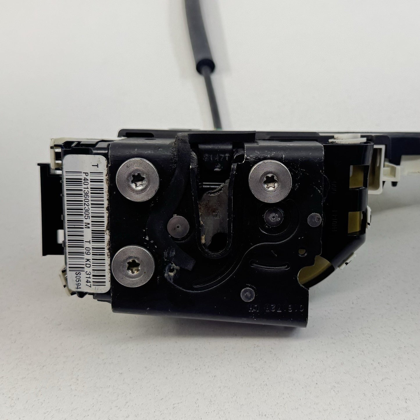 14-24 Maserati Ghibli Driver Left Rear Door Latch Lock Actuator 670100896 OEM