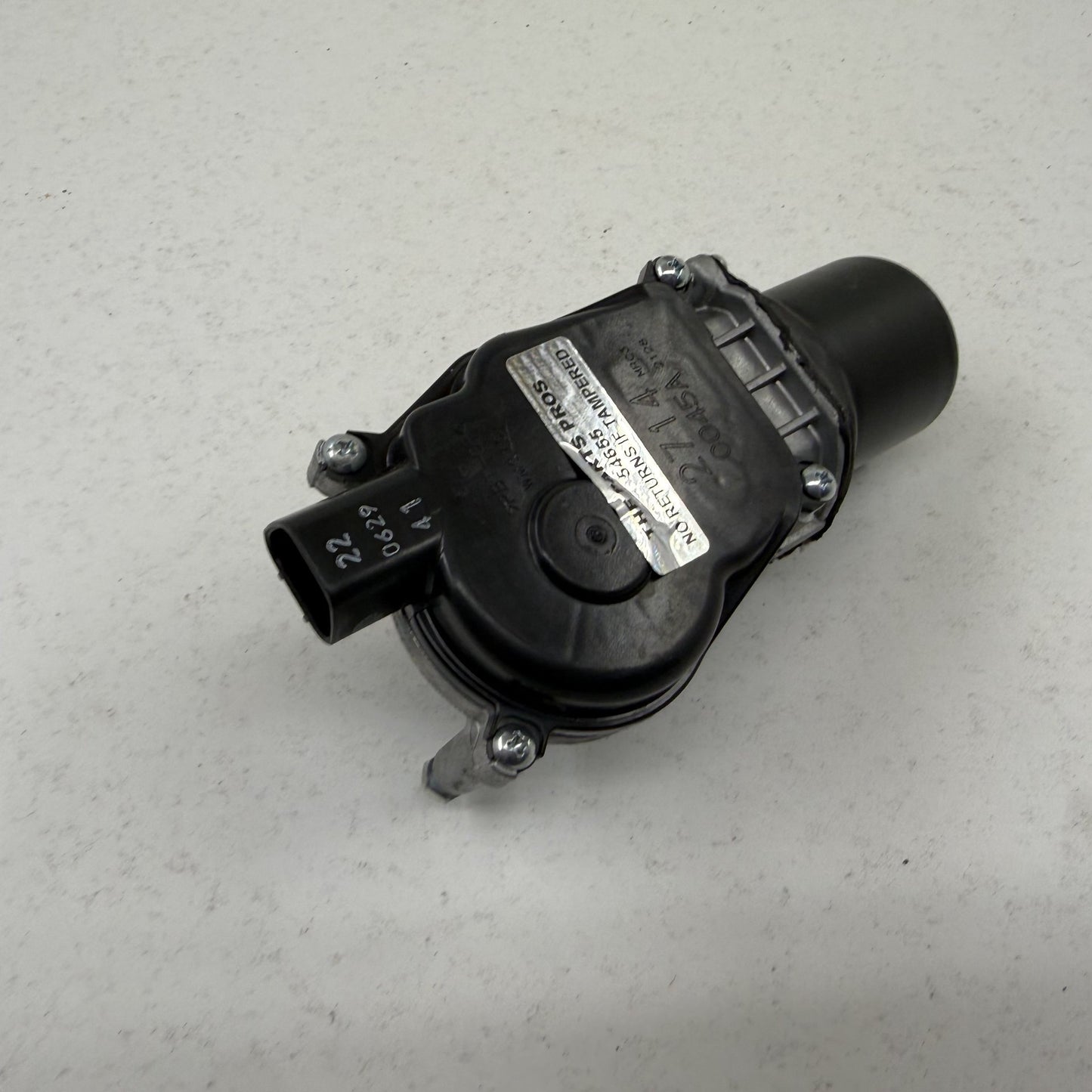 2022-2026 Rivian R1S R1T Front Windshield Wiper Motor PT00062963-A OEM