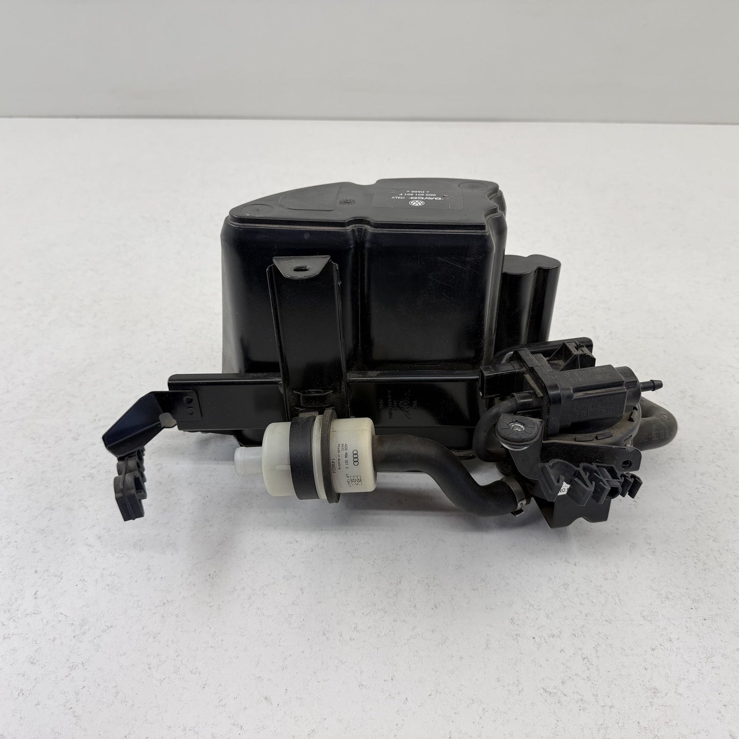 2014-2018 Bentley Flying Spur Fuel Evap Vapor Charcoal Emission Canister OEM