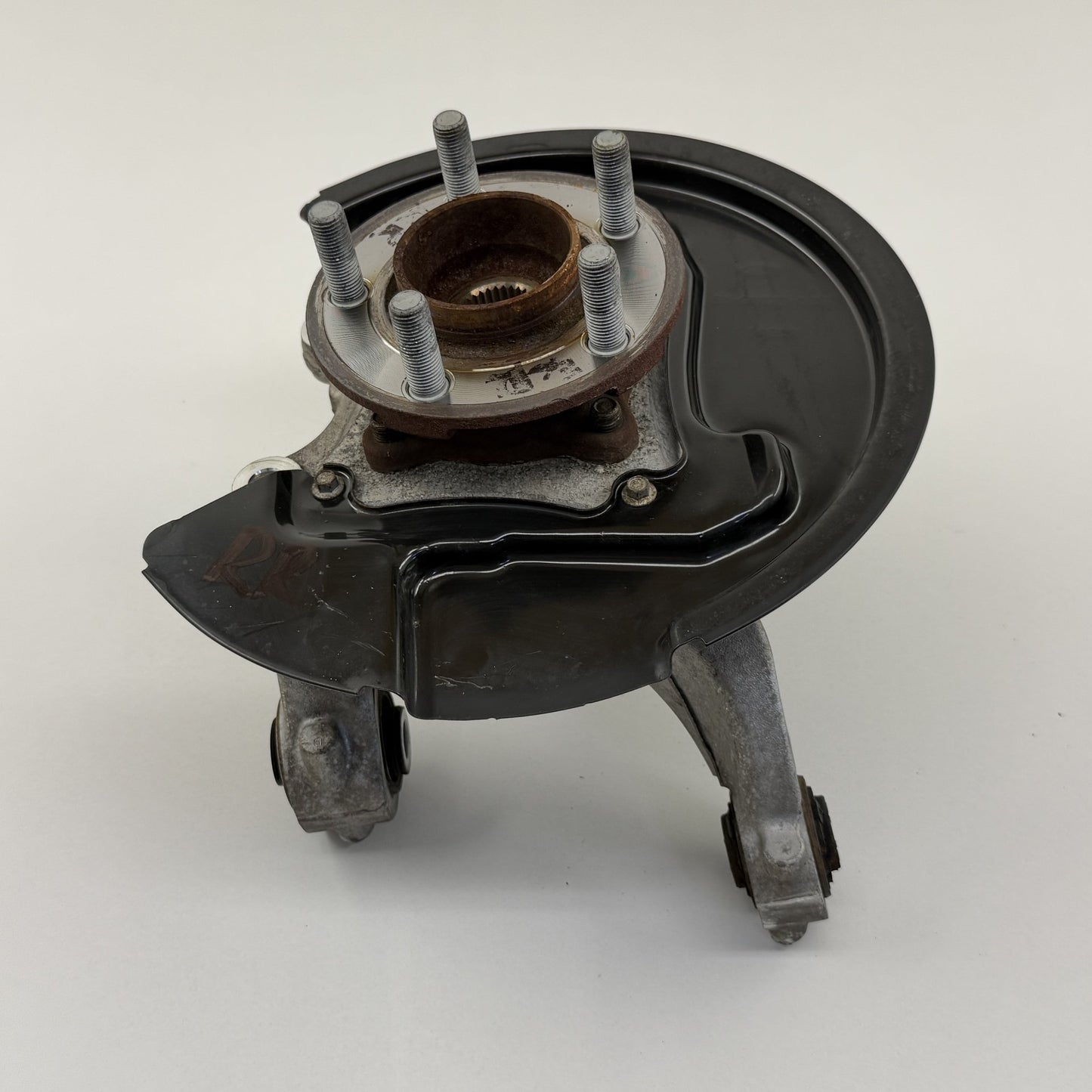 2015-2023 Ford Mustang GT Right Rear Spindle Knuckle Hub Wheel Bearing OEM