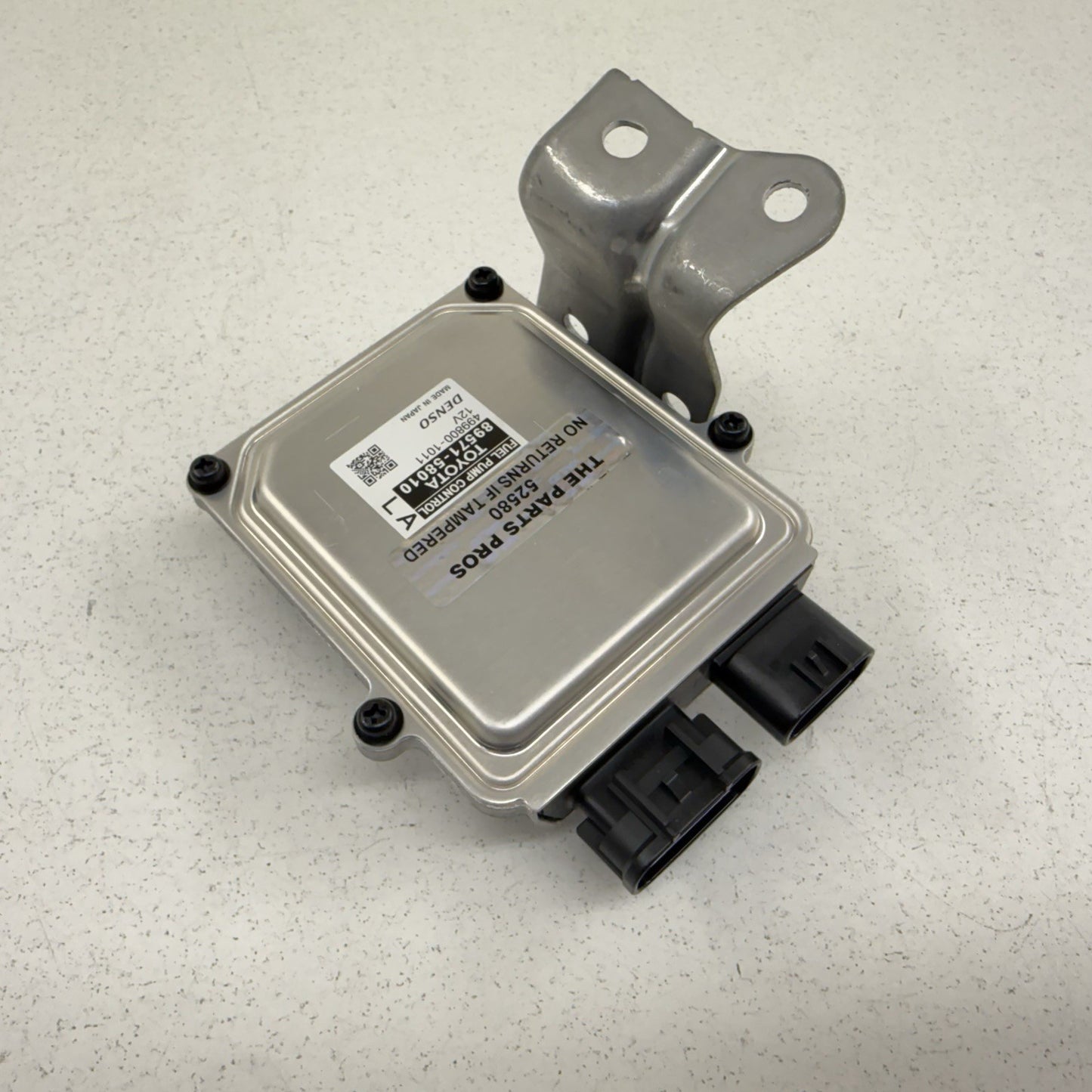 16-26 Lexus IS300 IS350 IS500 Fuel Pump Control Module 89571-58010 OEM