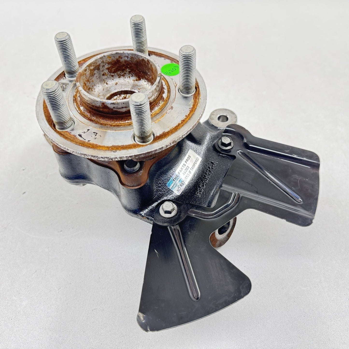 24-26 Ford Mustang GT Driver Left Front Spindle Knuckle Hub Wheel Bearing OEM