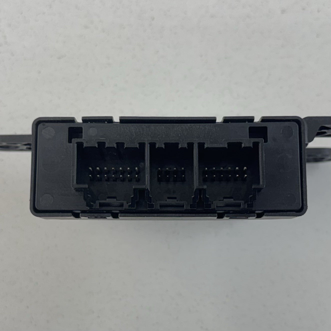 17-24 Maserati Ghibli Parking Park Assist Aid Control Module 670100874 OEM