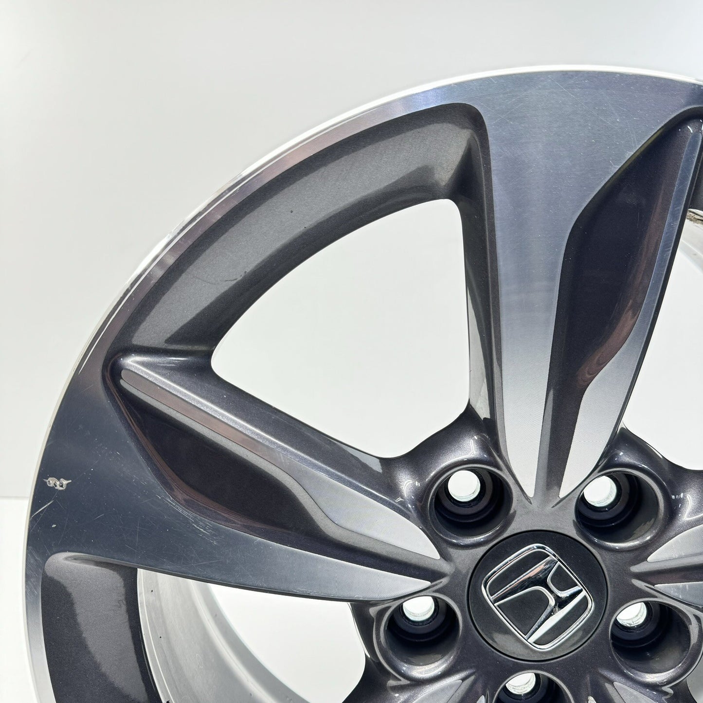 18-23 HONDA ODYSSEY TOURING WHEEL RIM 5 SPOKE MACHINED FACE 18â 18x7.5J OEM