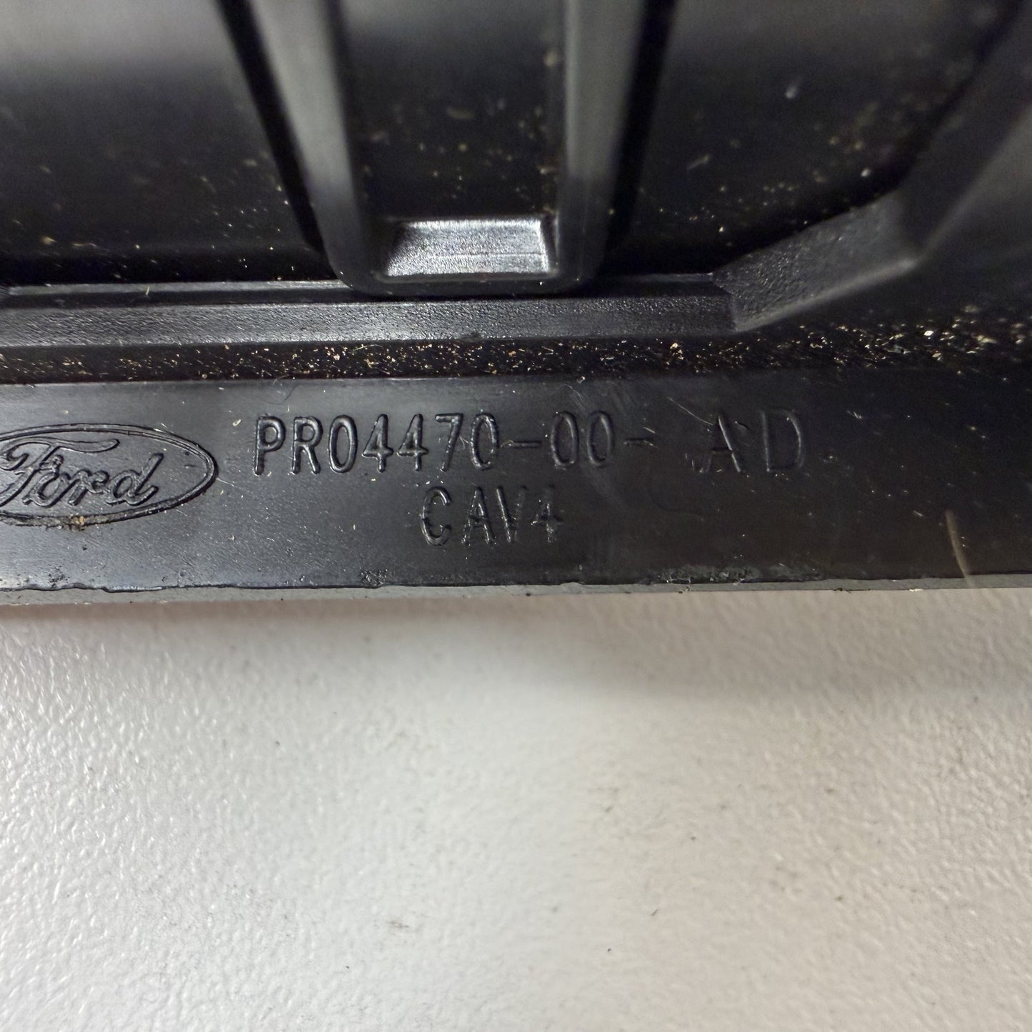 2015-2023 Ford Mustang Rear Center Console USB Charge Port GR3T-14F014-AB OEM