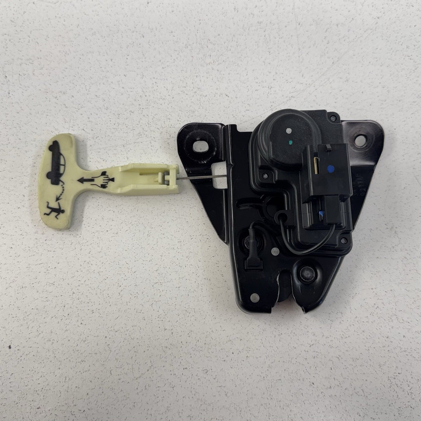 11-23 Dodge Challenger Charger Rear Trunk Latch Lock Actuator 04589217AF OEM