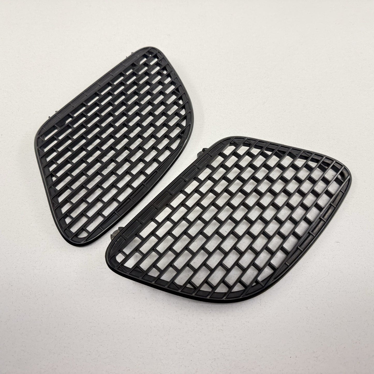 15-23 Dodge Challenger Scat Pack Hood Scoop Vent Grill Insert Set OEM