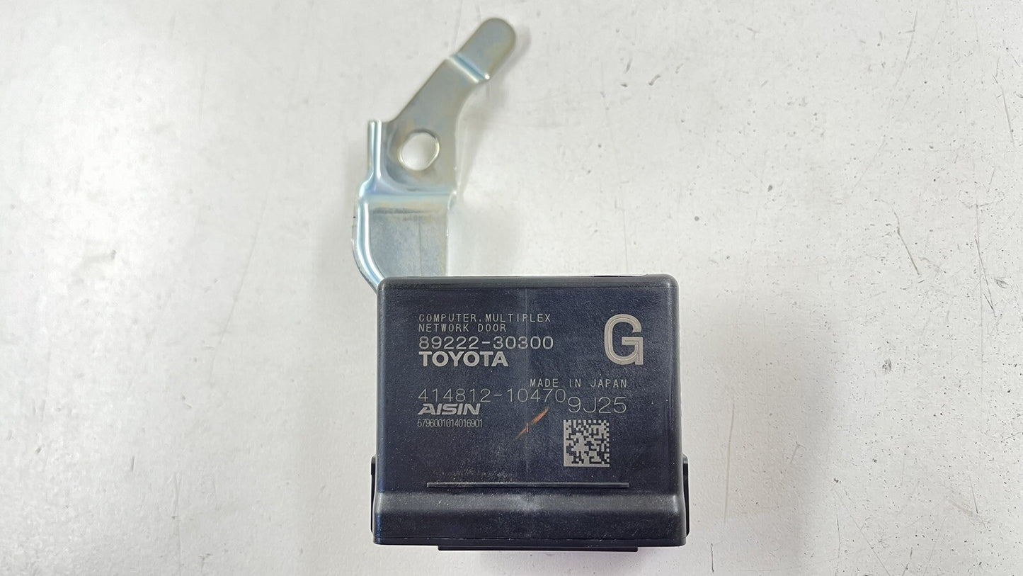 16-20 LEXUS GS F MULTIPLEX NETWORK DOOR CONTROL MODULE 89222-30300 OEM