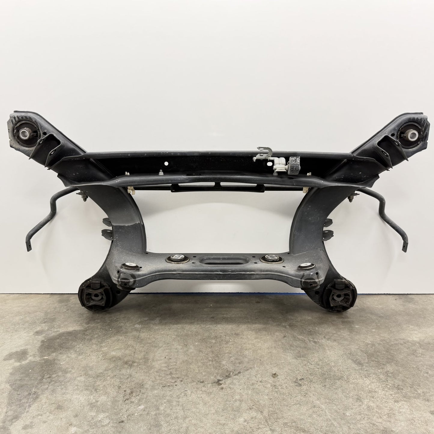 2008-2014 Mercedes C250 W204 Rear Subframe Crossmember Cradle 2043503707 OEM