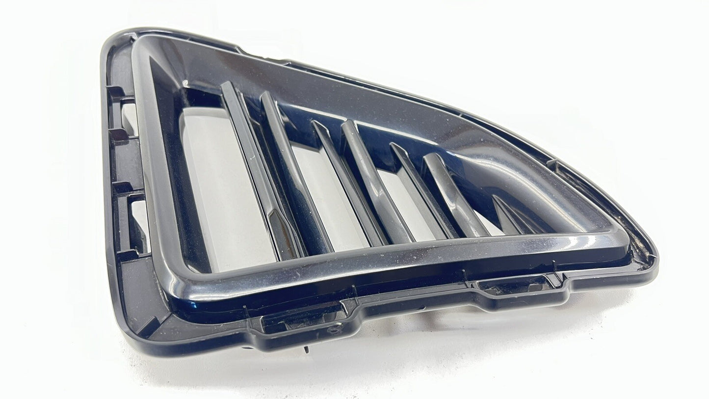 16-18 CHEVROLET CAMARO SS 1LE RIGHT FRONT BUMPER LOWER GRILLE AIR VENT TRIM OEM