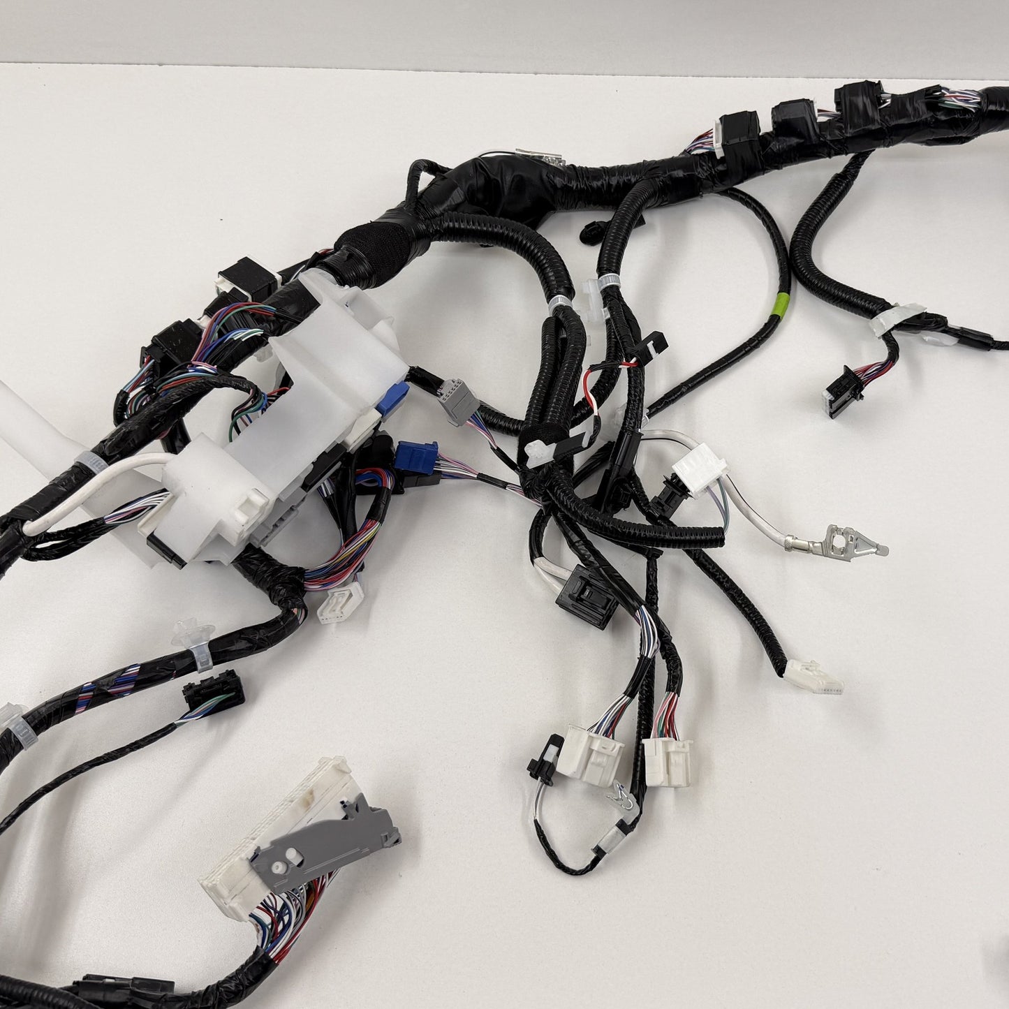 2026 Toyota Prius Dashboard Dash Instrument Panel Wire Harness 82141-4EU40 OEM