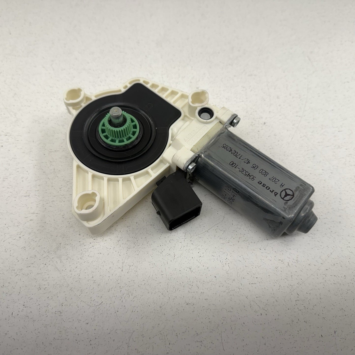 12-18 Mercedes W218 CLS550 Passenger Right Front Door Window Regulator Motor OEM