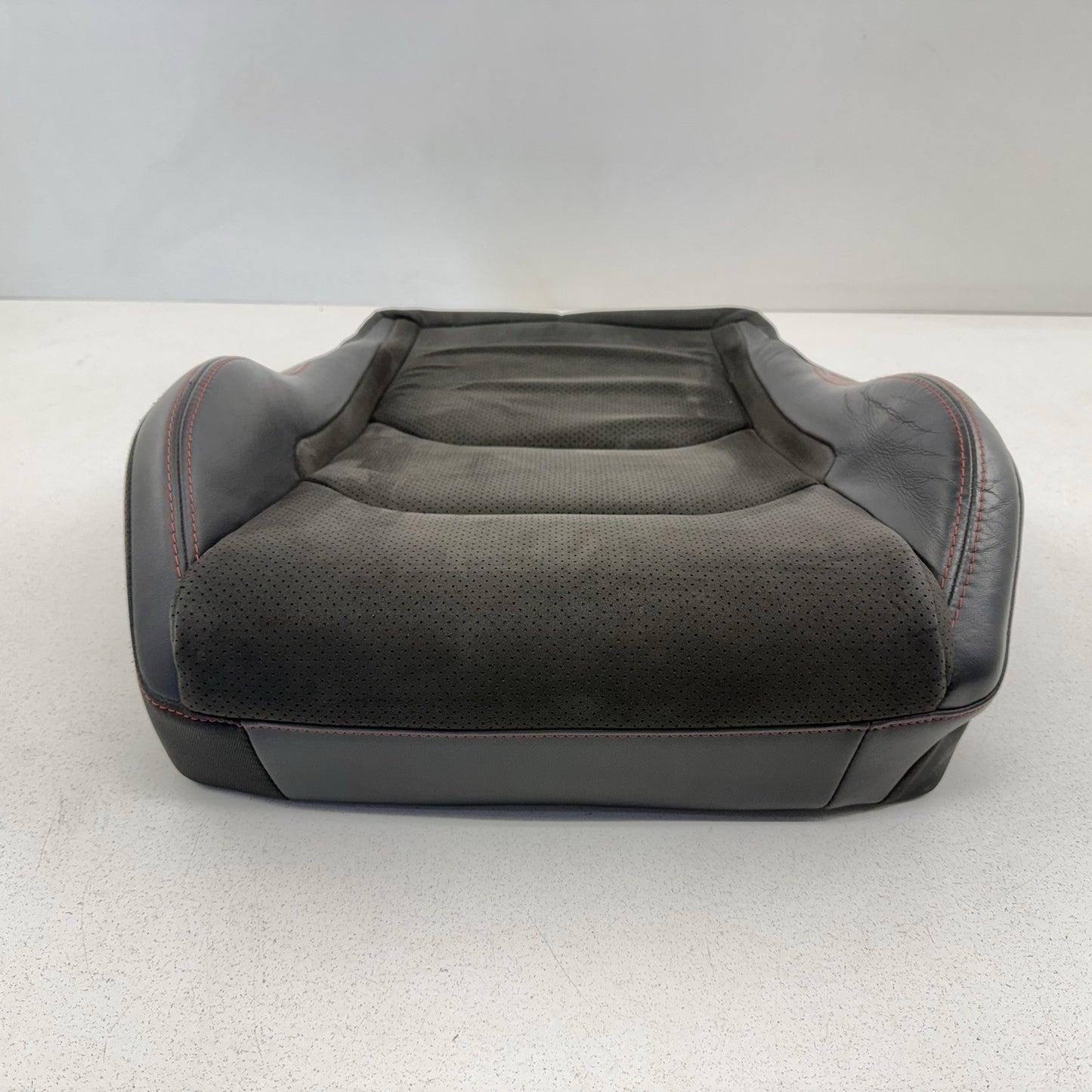 17-24 Chevrolet Camaro ZL1 1LE Driver Left Front Lower Recaro Seat Cushion OEM