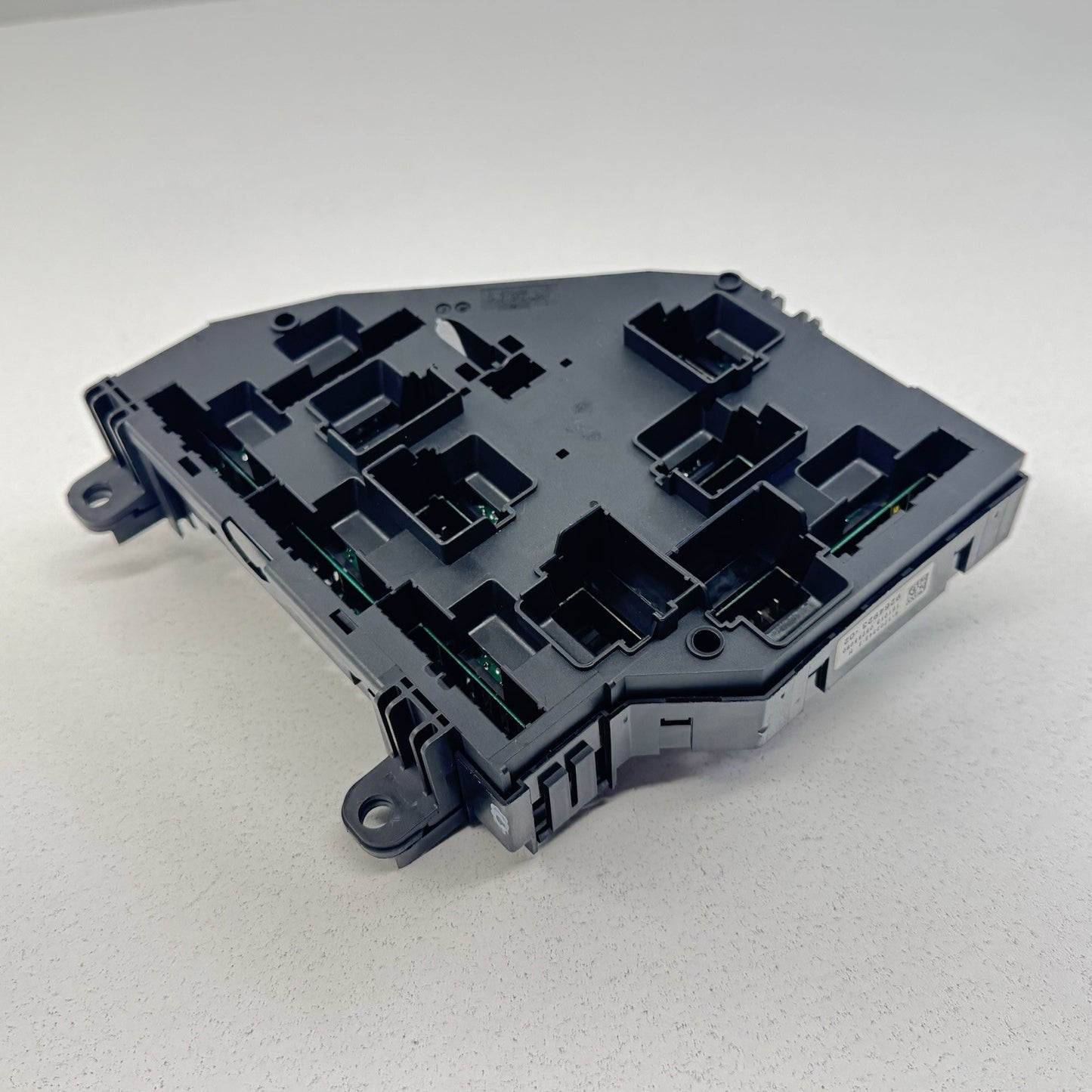 BMW M5 F06 F10 F12 F13 Rear Power Distribution Fuse Relay Junction Box OEM