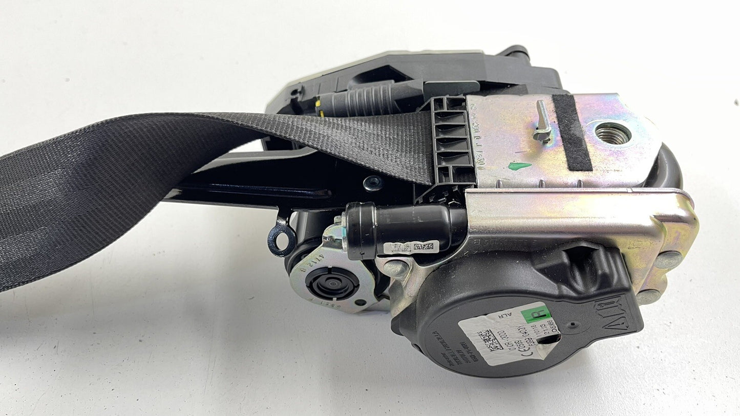 17-20 AUDI A4 S4 PASSENGER RIGHT FRONT SEATBELT SEAT BELT RETRACTOR BLACK OEM