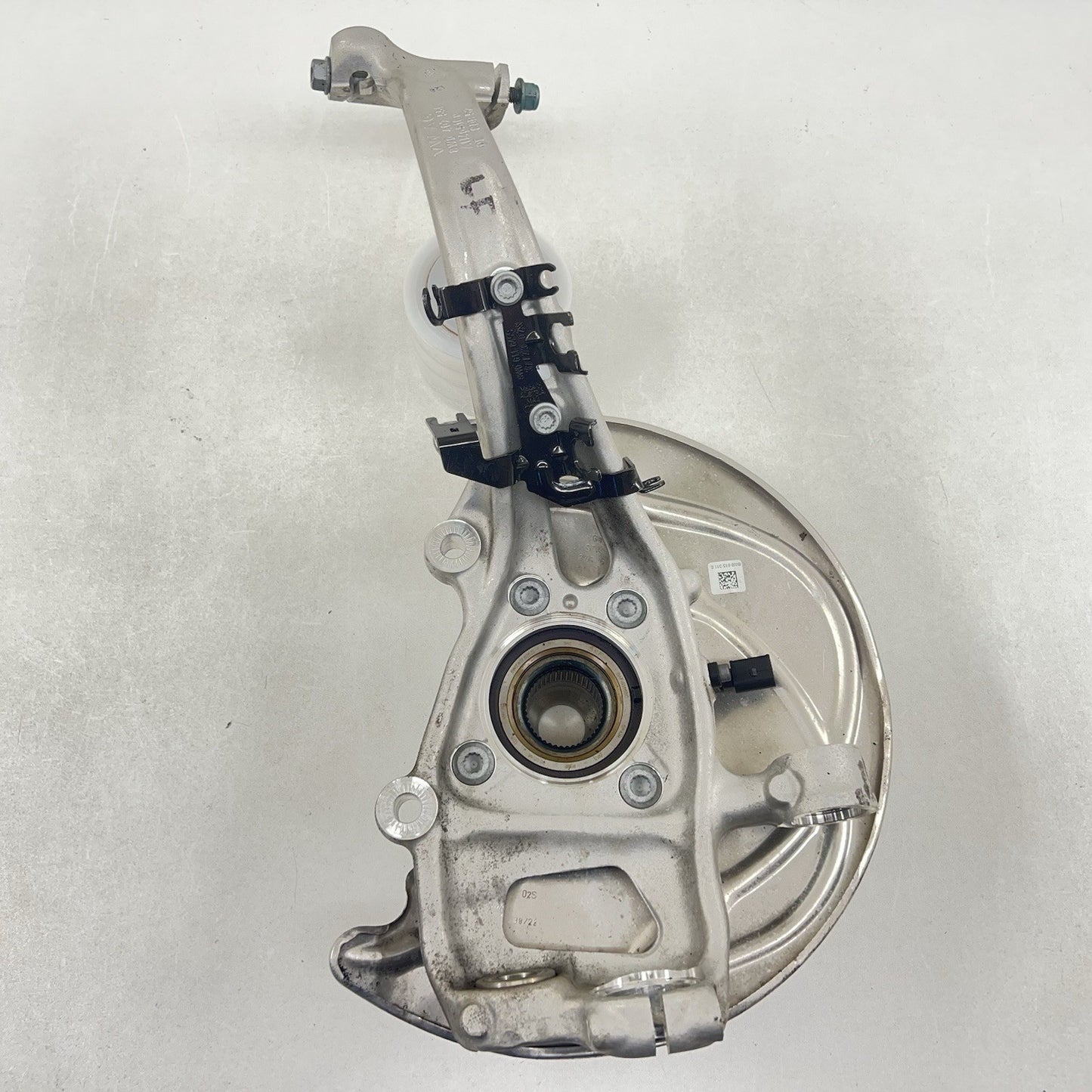 17-24 AUDI A4 S4 A5 S5 DRIVER LEFT FRONT SPINDLE KNUCKLE HUB BEARING OEM