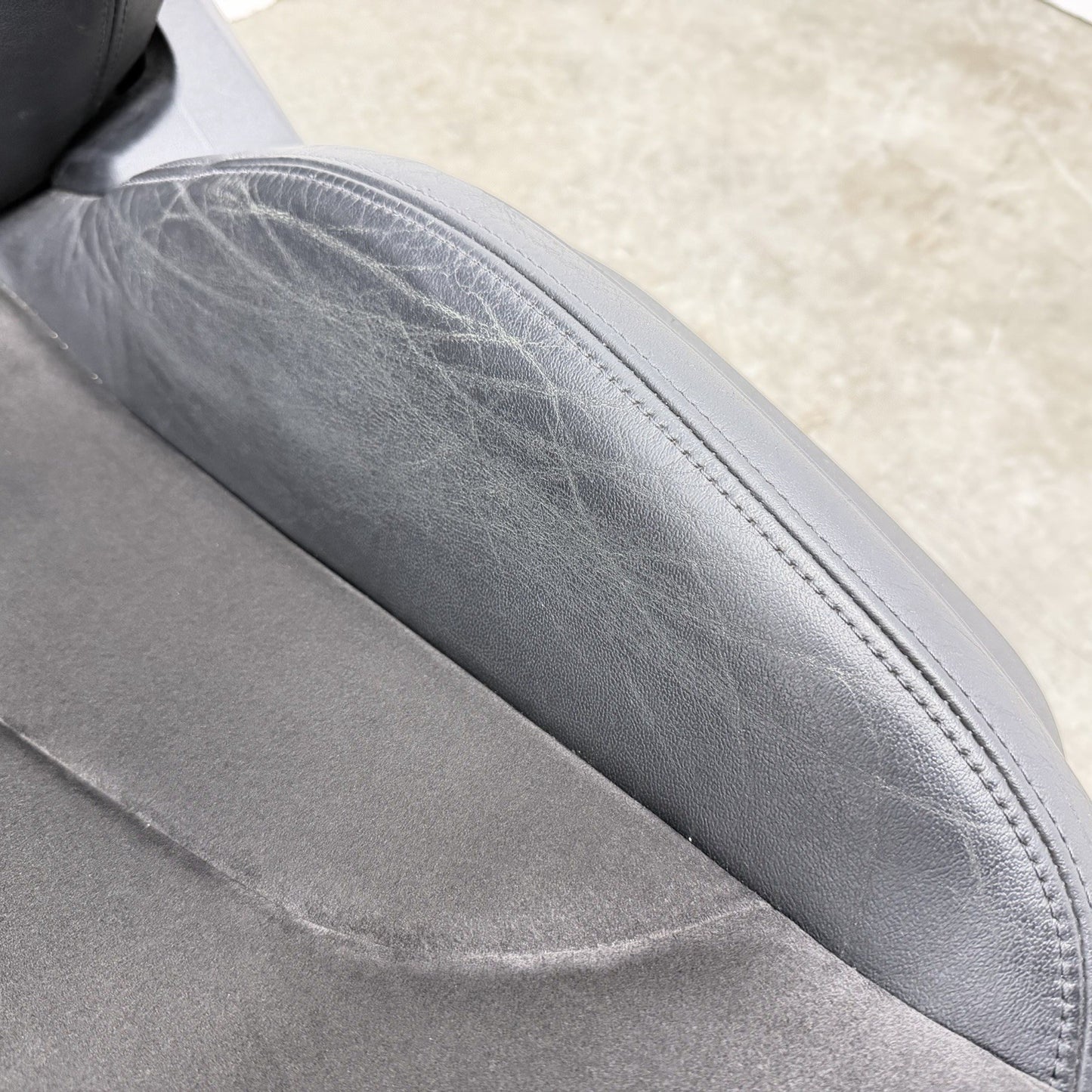 08-15 Audi TT Front Bucket Recaro Power Seat Pair Leather Suede OEM