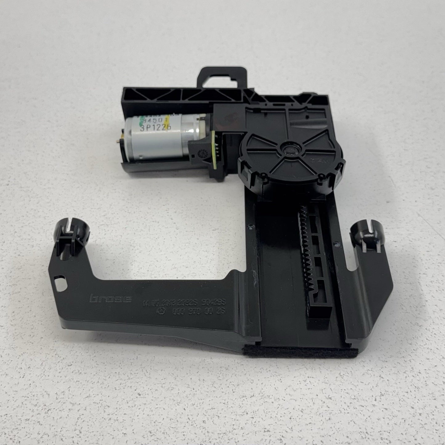 10-16 Mercedes W212 E350 Driver Left Front Seat Headrest Adjust Motor OEM