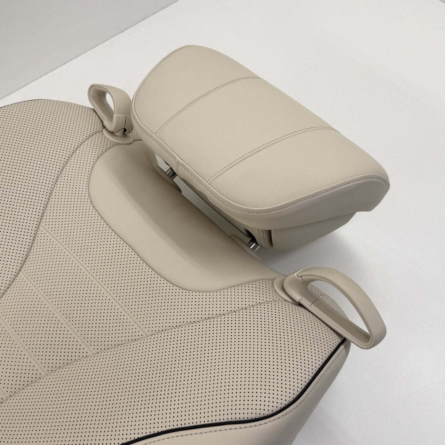2014-2017 Mercedes-Benz S550 W222 Left Rear Power Seat Upper Cushion Beige OEM