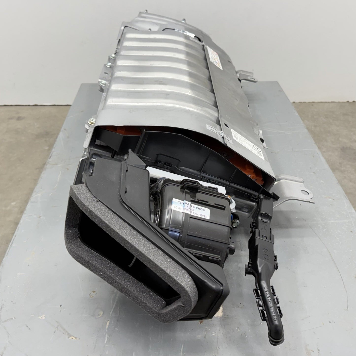 23-26 Toyota Prius 0.91 kWh Lithium Ion Battery Pack G9280-16012 OEM