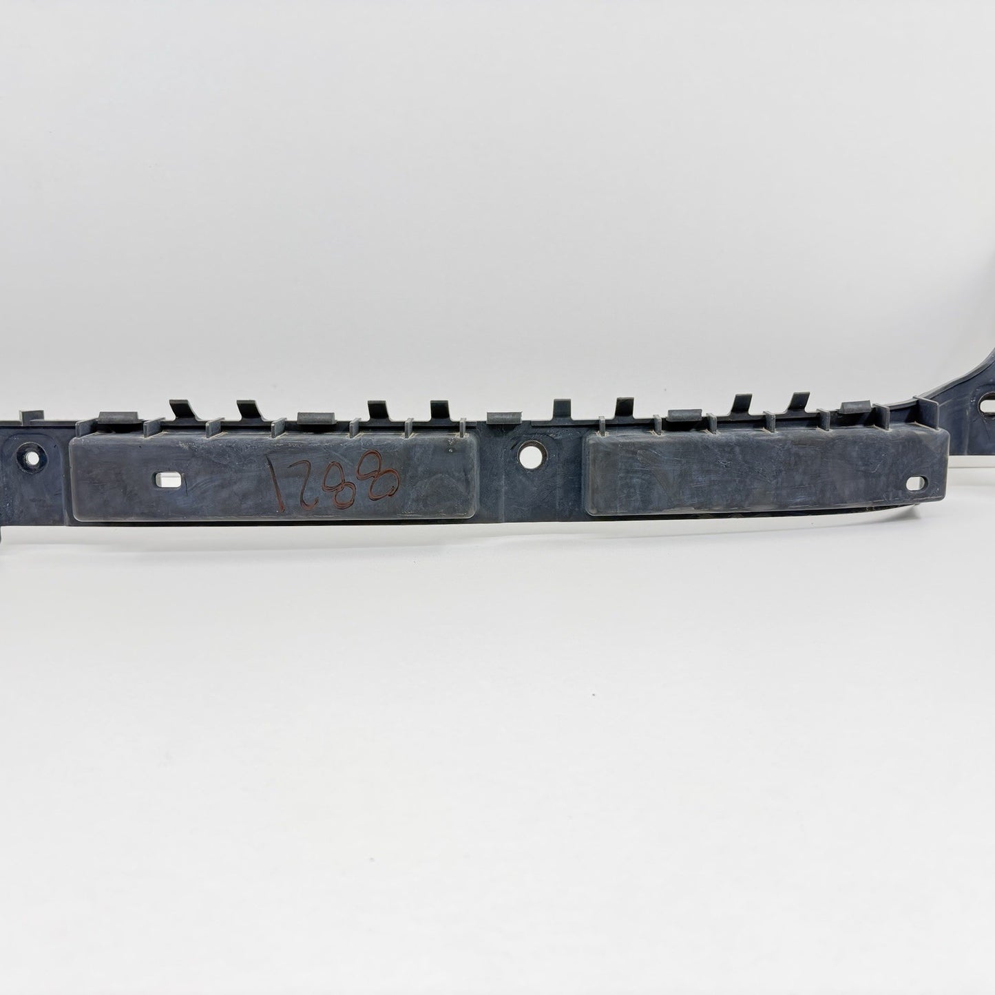 17-23 Tesla Model 3 Rear Center Bumper Bracket Support Mount 1083994-00-G OEM