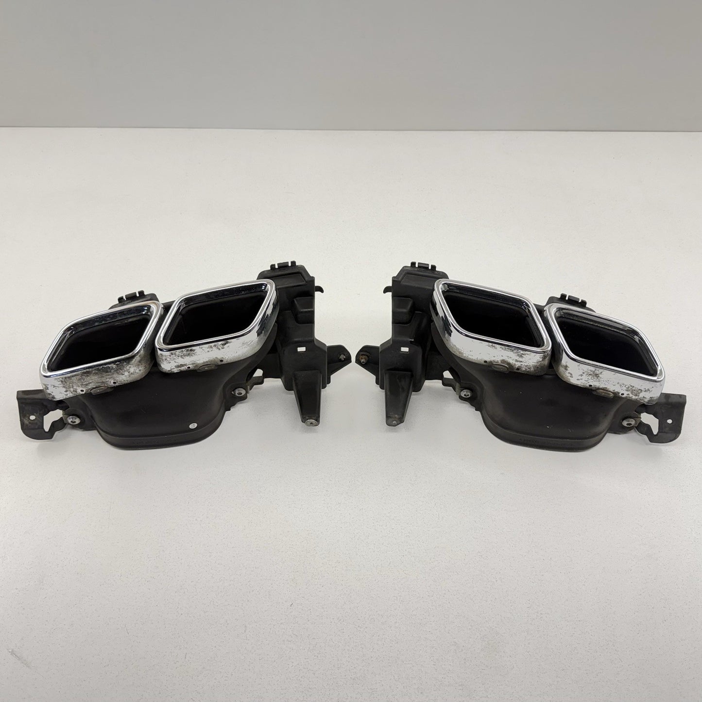15-21 Mercedes C63 AMG W205 Rear Exhaust Muffler Tip Left Right Pair Chrome OEM