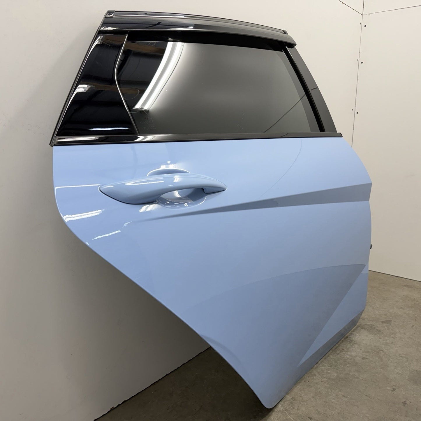 22-26 Hyundai Elantra N Passenger Right Rear Door Shell Complete With Glass OEM