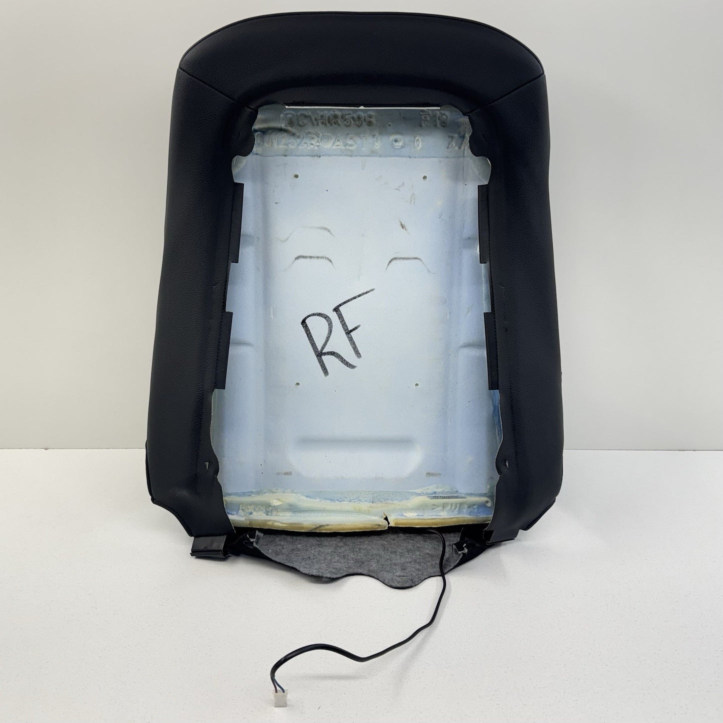 08-14 Mercedes W204 C250 Right Front Upper Seat Cushion Leather Black OEM