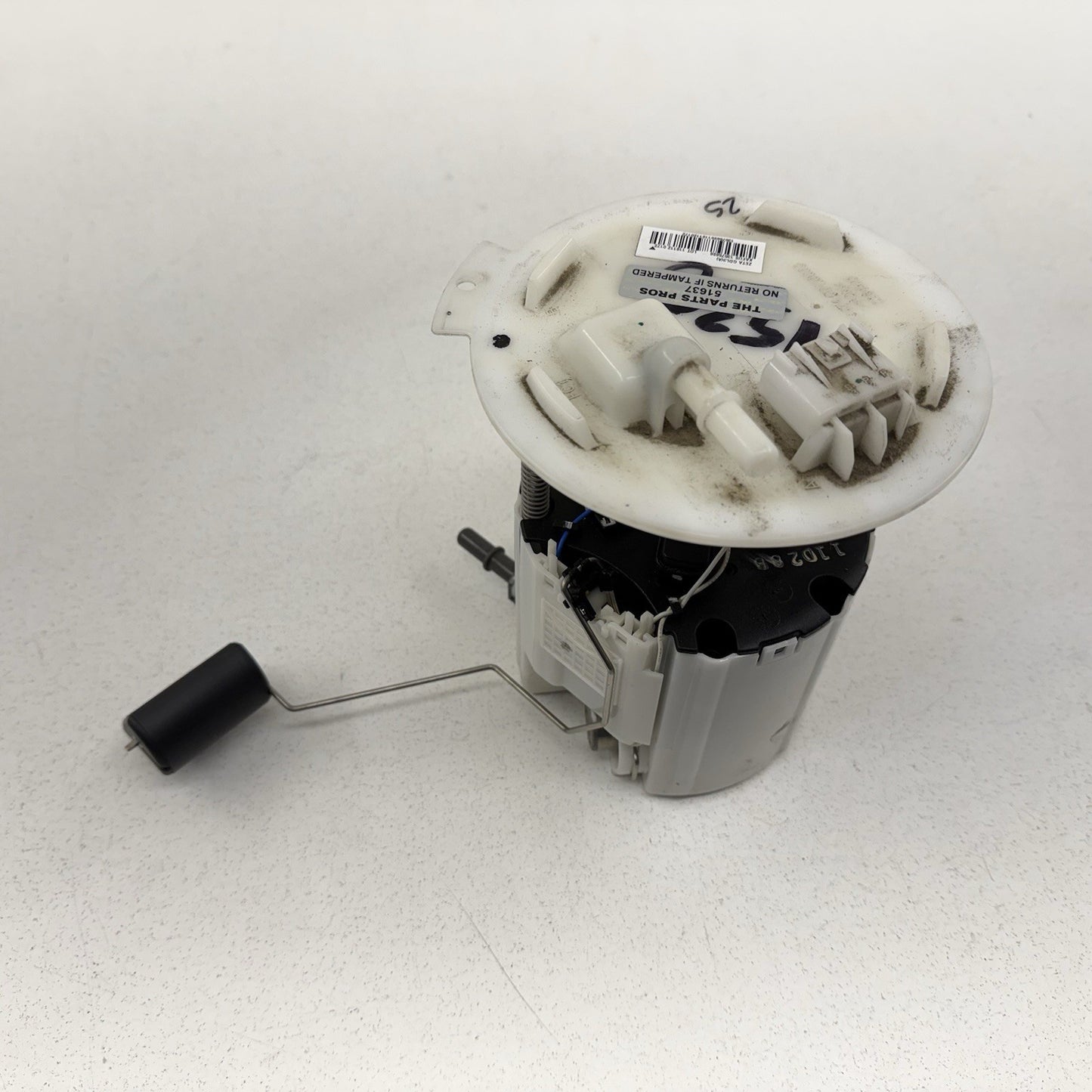 10-15 Chevrolet Camaro SS Gas Tank Fuel Pump Sending Unit Pair OEM