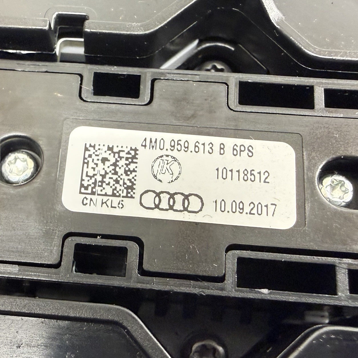 18-19 Audi S5 Front Overhead Console Dome Light Lamp Control Panel Black OEM