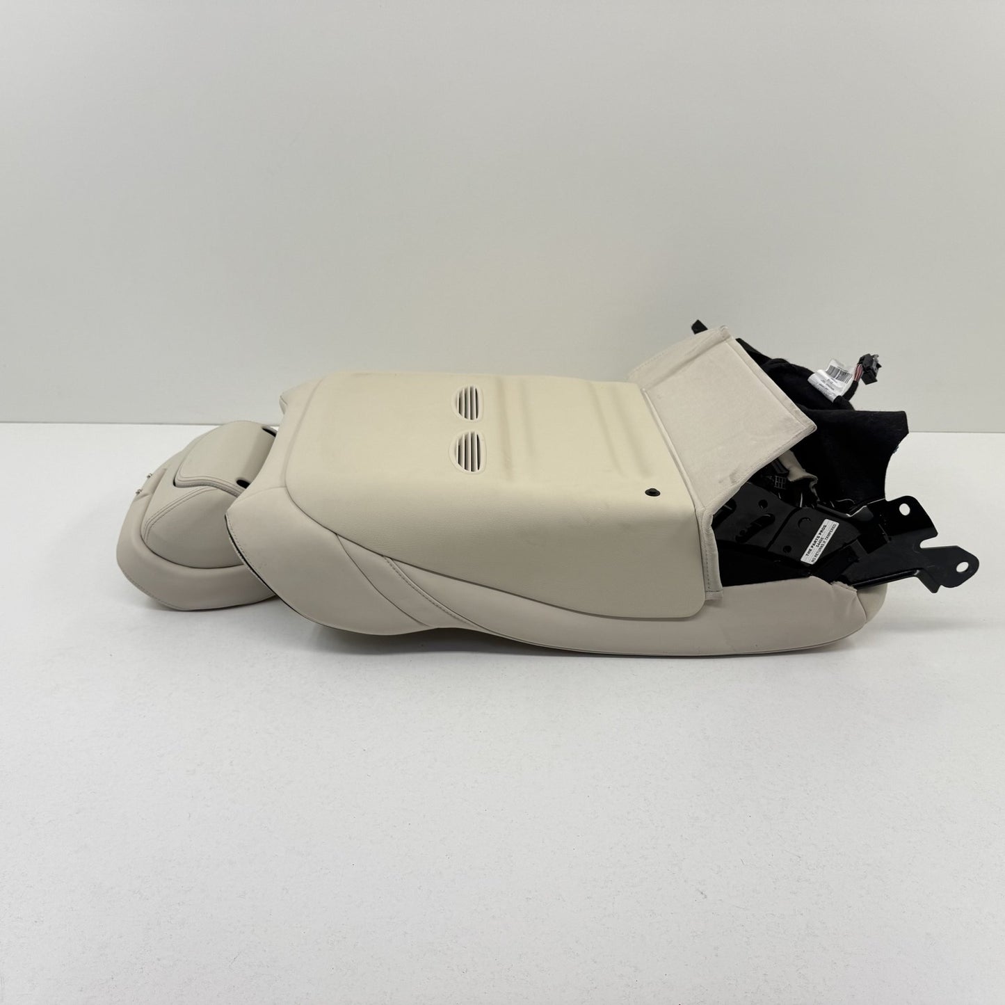 2014-2017 Mercedes-Benz S550 W222 Right Rear Power Seat Upper Cushion Beige OEM