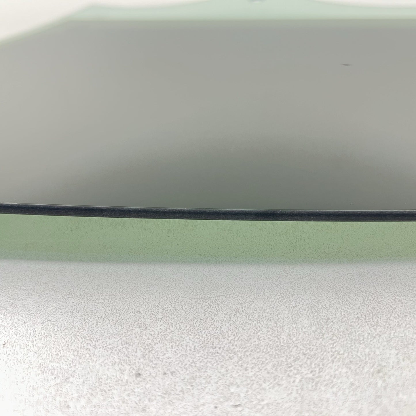 22-25 VOLKSWAGEN GOLF R MK8 PASSENGER RIGHT FRONT DOOR GLASS WINDOW OEM