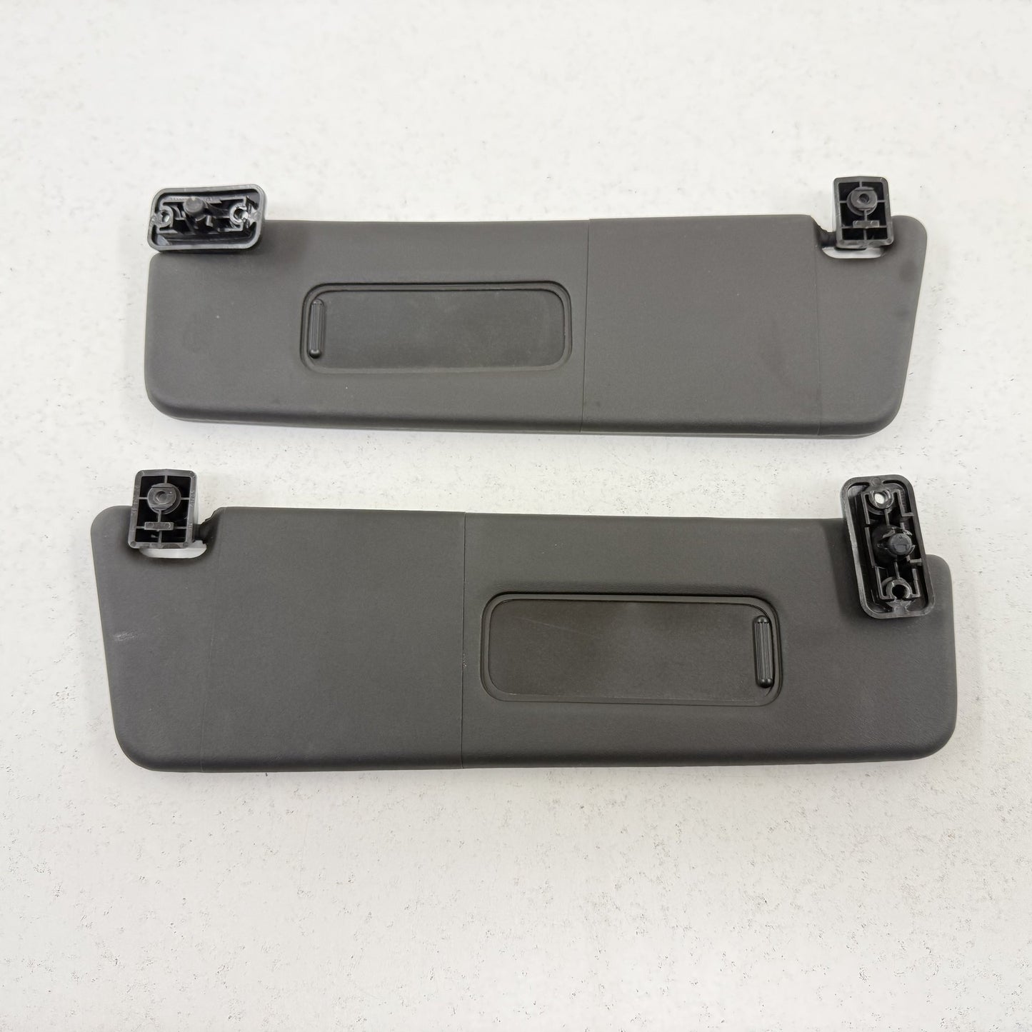 2010-2015 Chevrolet Camaro SS Sunvisor Sun Visor Shade Pair Left &amp; Right OEM