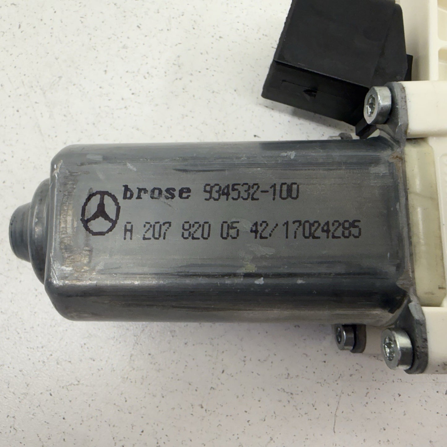 12-18 Mercedes W218 CLS550 Driver Left Rear Door Window Regulator Motor OEM