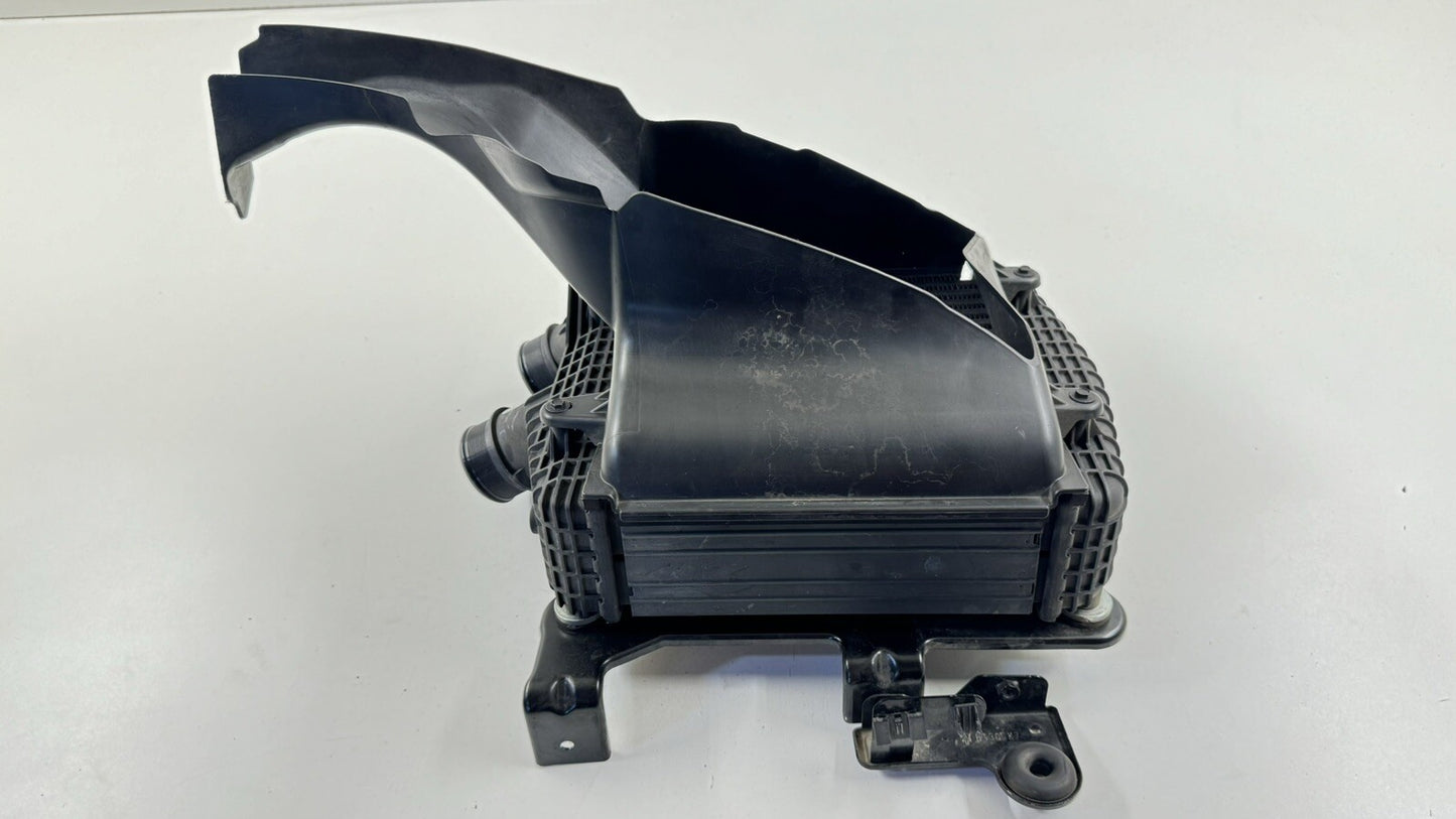 18-23 MASERATI GHIBLI PASSENGER RIGHT TURBO INTERCOOLER W/ DUCT 670039351 OEM