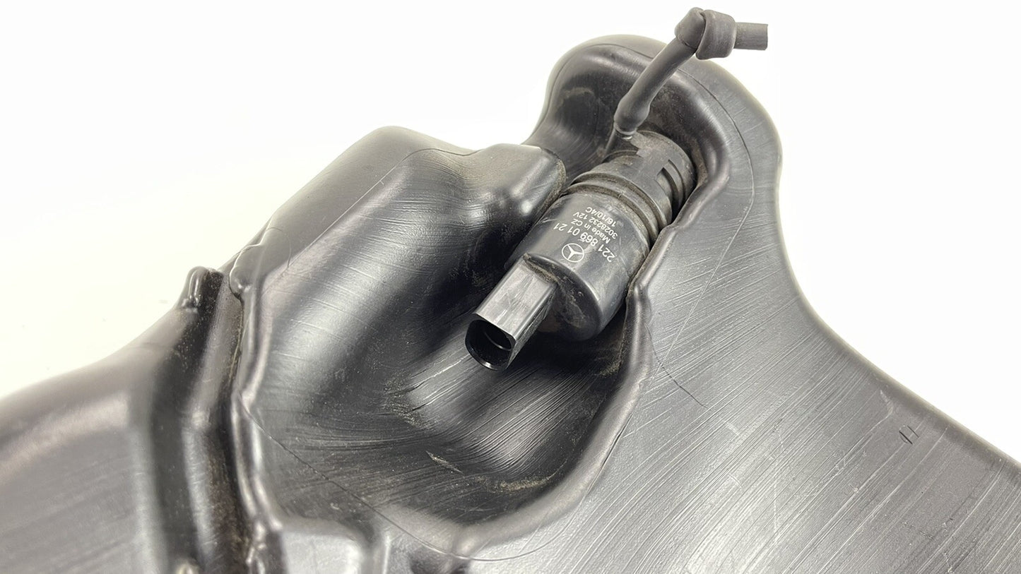 08-14 Mercedes W204 C250 C300 C350 Windshield Washer Reservoir Bottle Tank OEM